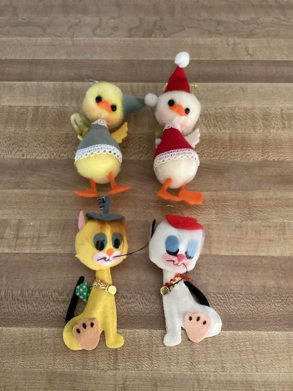 Vintage 4 Kitschy Christmas Ornaments 60s Pink Felt Japan Cats & Ducks Whimsical