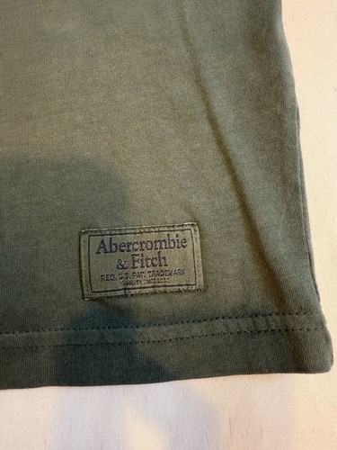 NWOT Abercrombie & Fitch Men’s Small Dk Green Short Sleeve Henley Shirt - Picture 3 of 8