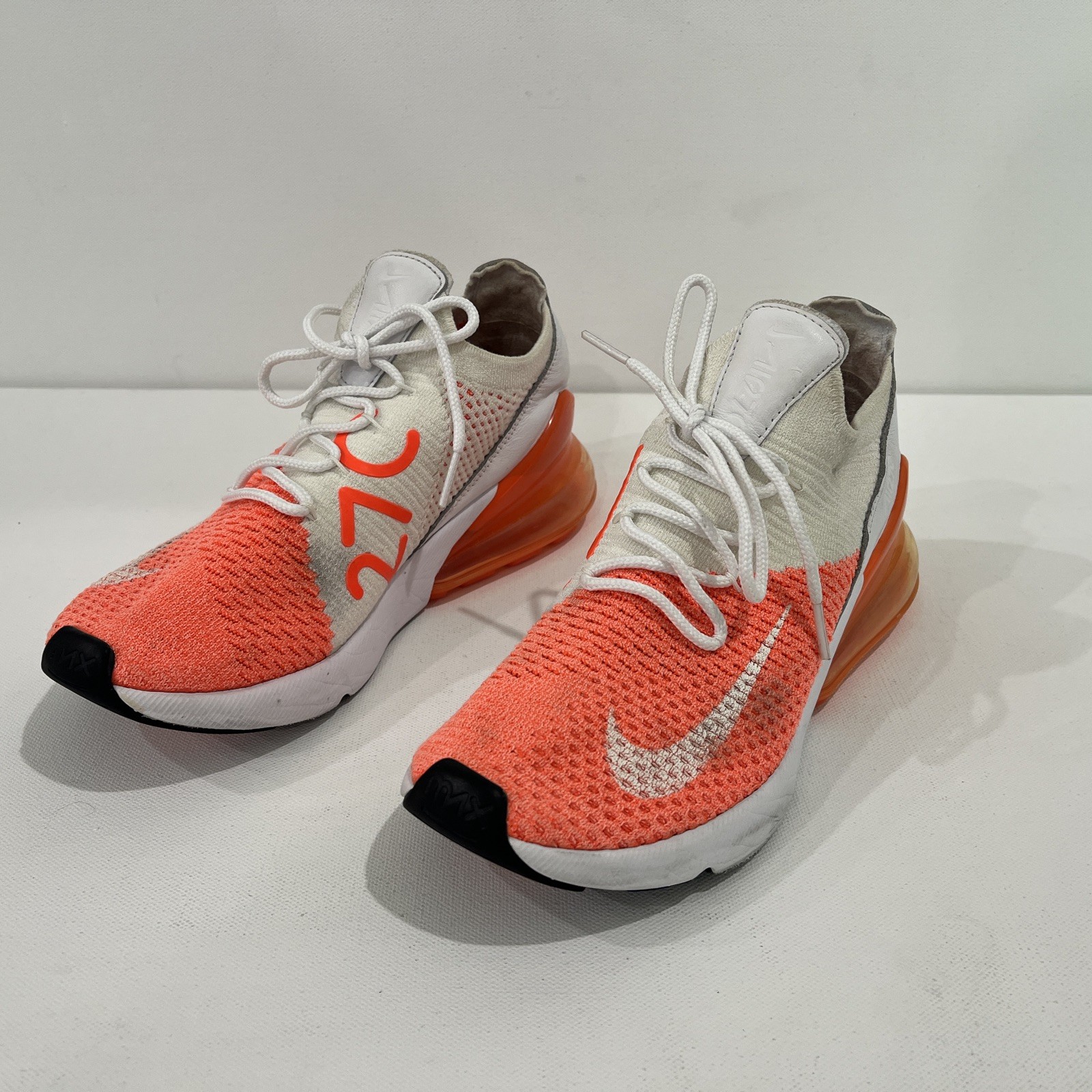 Nike Air Max 270 Flyknit Crimson Pulse White Running Gym Shoes Women’s 7