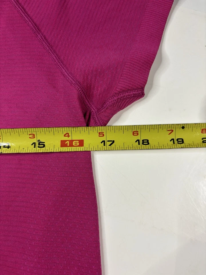 Женская рубашка с коротким рукавом Lululemon Swiftly Tech размер 10 ярко-розовый цвет полная длина - Изображение 3 из 4