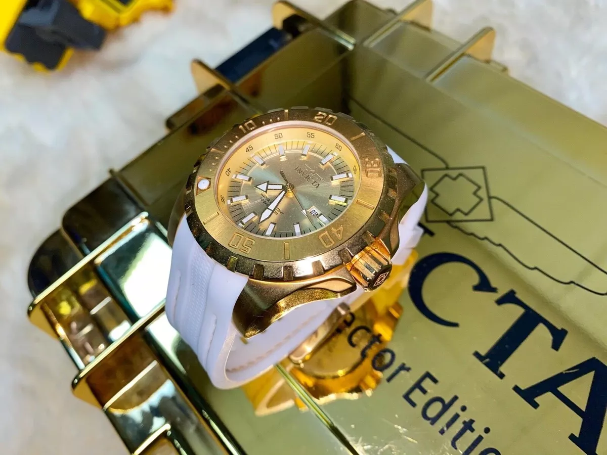 Invicta 23740 top