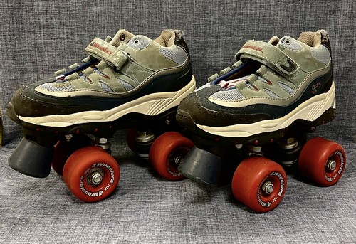 sketcher rollerskates