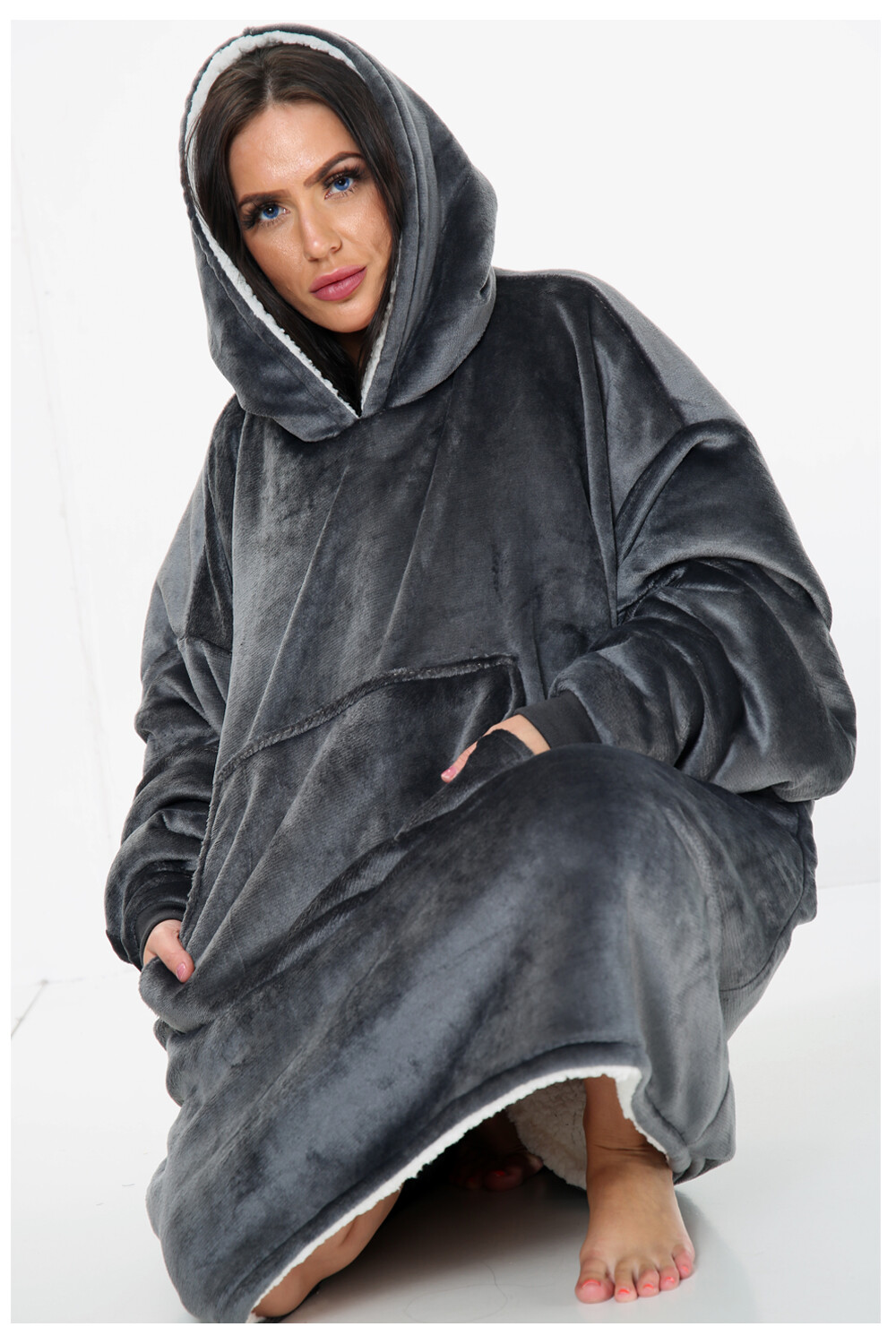 Oversized Fleece Hoodie Fluffy Warm Sherpa Giant Snuggle Hooded Blanket