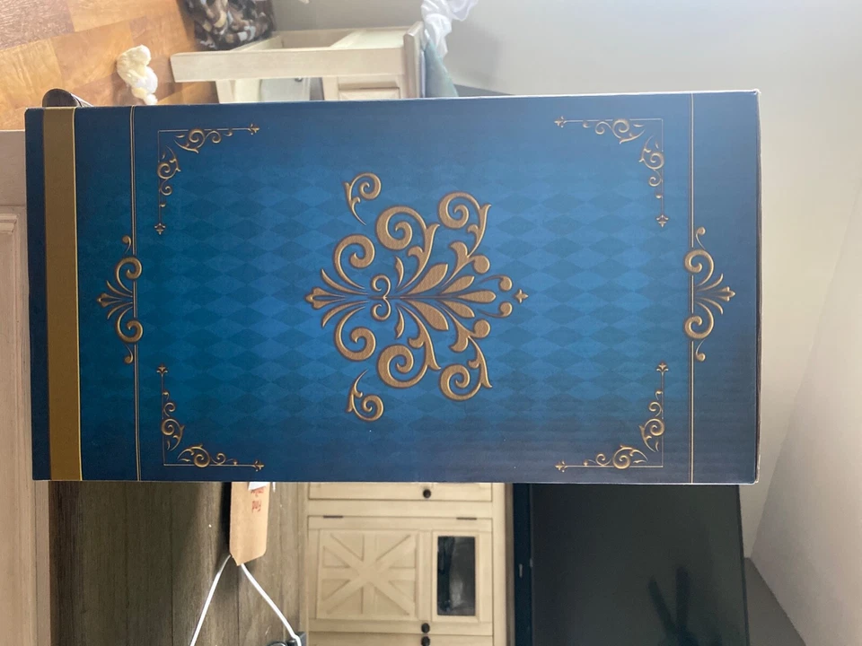 Sideshow EXCLUSIVA ALICIA EN EL PAÍS DE LAS MARAVILLAS estatua Scott Campbell con impresión de metal Foto 2 de 4