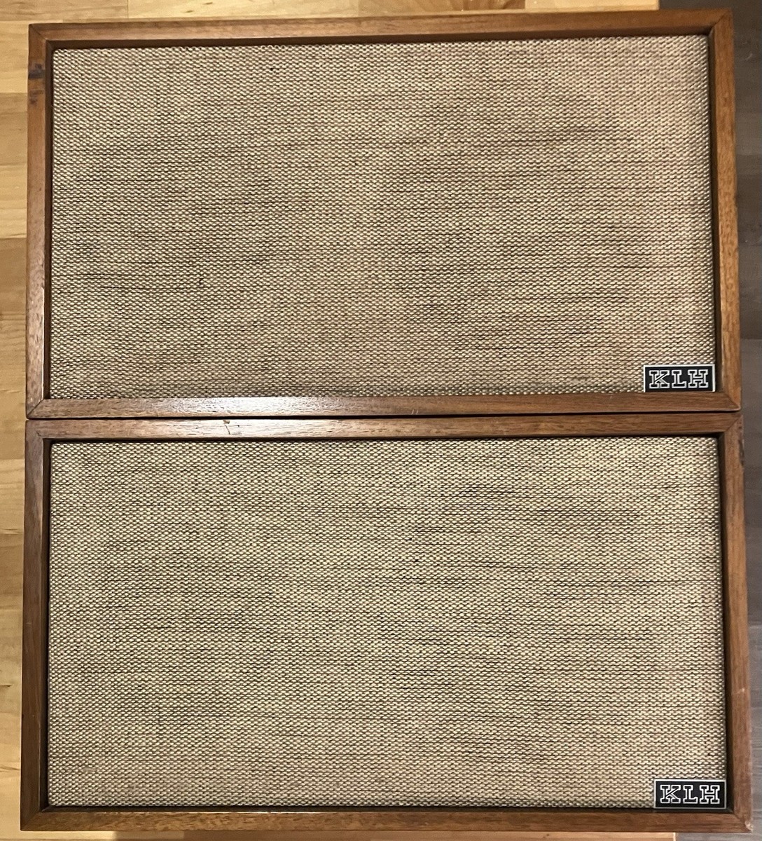KLH Model Twenty-Four Series II Walnut Speaker Cabinets USA | eBay
