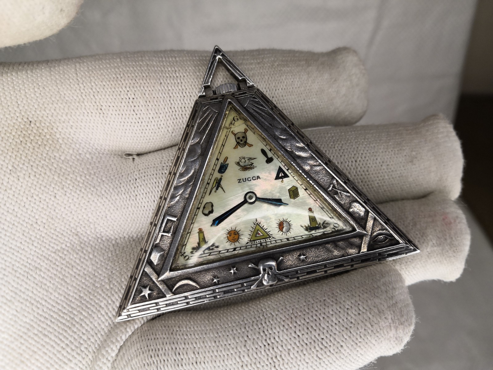 RARE ANTIQUE ZUCCA TRIANGLE TRIANGULAR MASONIC PO… - image 2