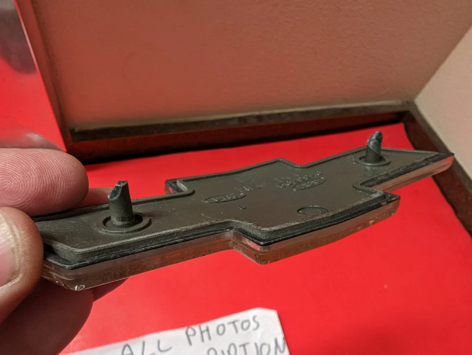 ✅Camioneta Chevrolet S10 S-10 Blazer 1998-2004 fabricante de equipos originales emblema de parrilla delantera 15629945 Foto 2 de 4