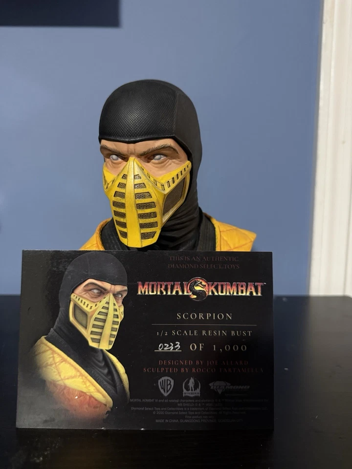 Diamond Select Scorpion Resin Bust - Image 3 of 4