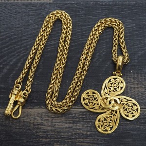 Authentic CHANEL Gold Plated CC Logos Clover Charm Vintage Necklace Pendant #898c Rise-on