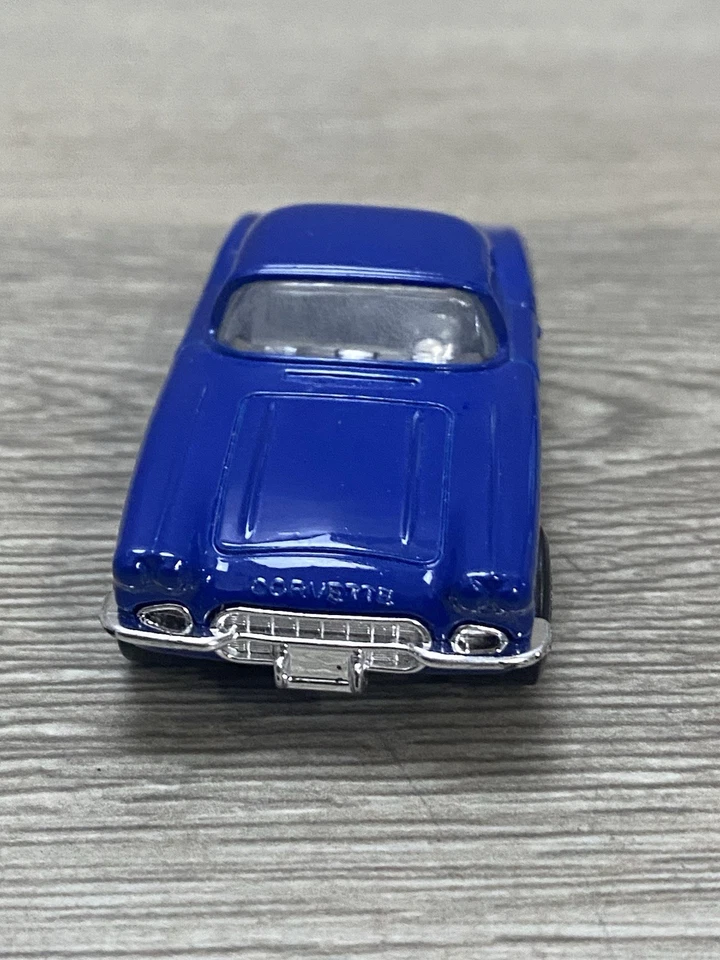 Chevrolet Corvette 1982 Matchbox Lesney #71 1962 azul con detalles en blanco Foto 4 de 4