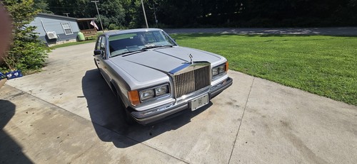 1987 Rolls-Royce Silver Spirit/Spur/Dawn 