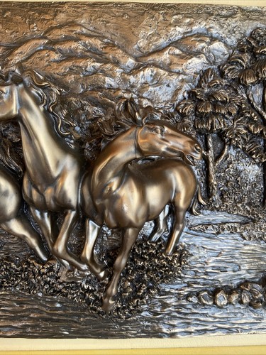Juliana Collection CROSA 2001 BRONZE EFFECT 3D RELIEF 3 RUN WILD HORSES WALL ART - Picture 6 of 12