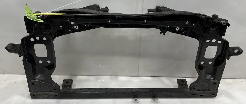 Panel de montaje de soporte Dodge Dart Core 13-16 OEM 68214629AB Foto 2 de 3