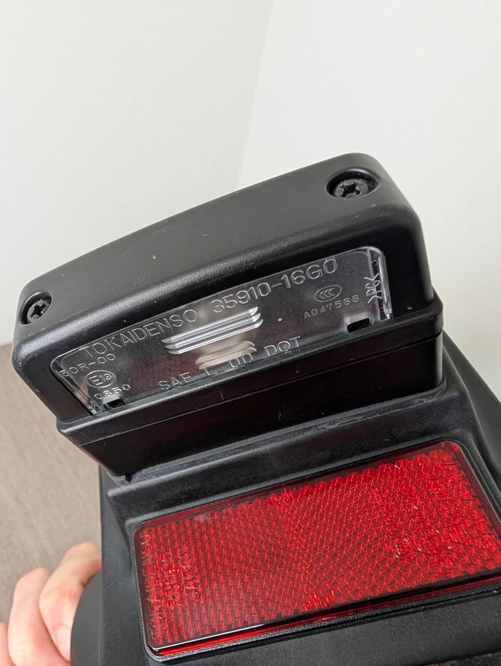 OEM Rear Mud Guard Fender Assembly — Suzuki SV650 (2017–2024) - Image 3 of 4