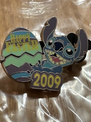Easter 2009 Stitch Holding Easter egg hinged  opens to eggs LE Disney Pin 68713
