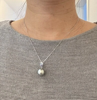 Neu Halskette aus 18k Weißgold mit Anhänger aus Edelsteinen und Tahitiperlen - Bild 1 von 4