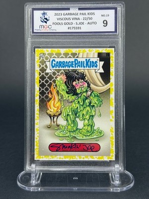 2023 Topps Garbage Pail Kids Smokin Joe Viscous Vina Fools Gold /50 Auto MGC 9