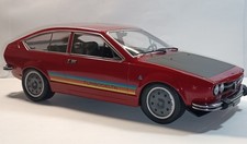 Alfa Romeo alfetta GTV Turbodelta 1/18 with custo extra wheels excellent !