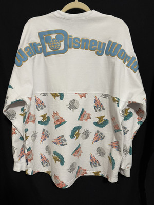 2024 Walt Disney World Spirit Jersey Adult Large Castles Gold Pixie Dust