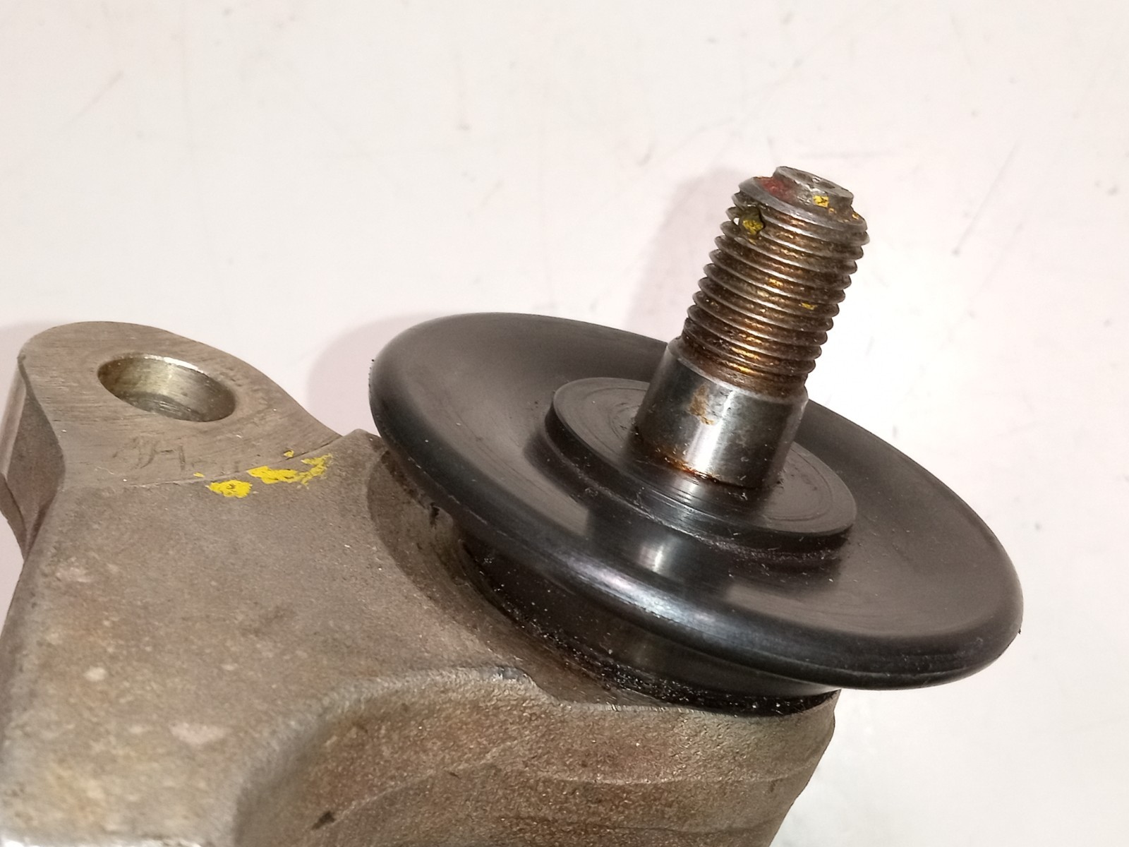 Ferrari 365 GTC4 Steering Center Drag Link Tie Rod Ball Joint End_760195_GENUINE
