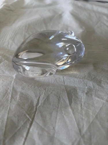 St Lambert  Clear Glass Frog  De Sousa Paperweight Decorative