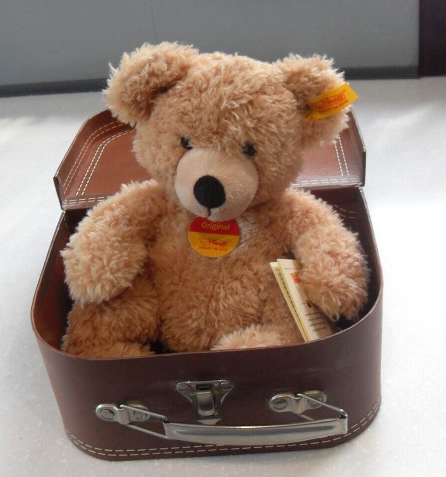 LOVELY LITTLE Steiff Original 28cm Teddy Bear Fynn in a Suitcase