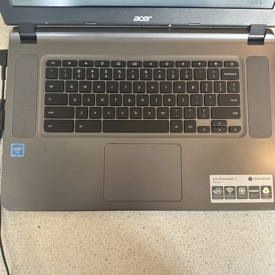 Acer CB3-532 15.6" HD Chromebook con WiFi 3x más rápido, Intel Celeron N3060 Foto 3 de 4