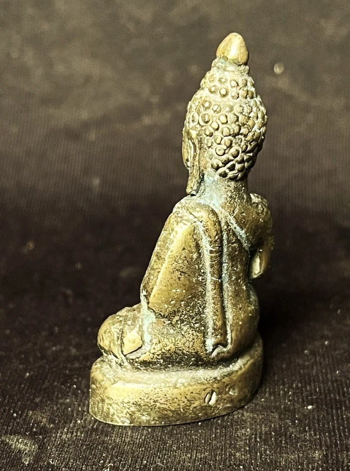 ANTIGUO BUDA, PHRACHING SAEN (CANTA 1) AMULETO TAILANDÉS BUDA BRONCE Foto 4 de 4