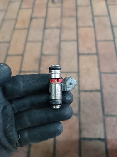 Original VW Golf 4 IV 1J Einspritzdüse Einspritzventil 036031C