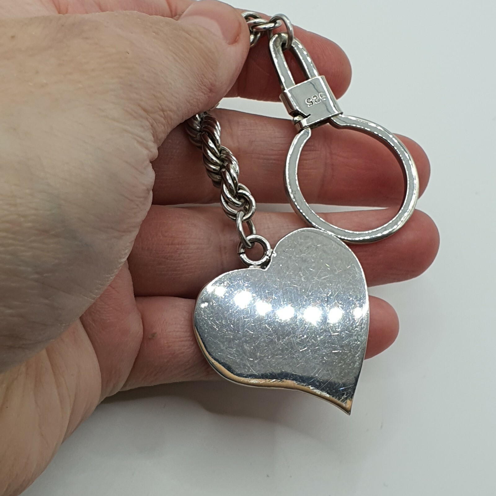 Photo 2 of Sterling Silver Keyring Heart rope chain ENGRAVEABLE 28g M25