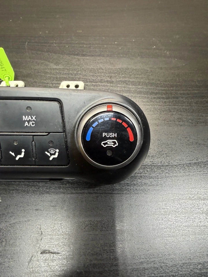 HYUNDAI TUCSON 2010-2013 CALENTADOR AIRE ACONDICIONADO CONTROL DE TEMPERATURA CONTROLADOR MANUAL Foto 4 de 4