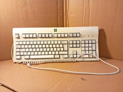 ZENITH DATA SYSTEMS IB-0030 TASTATUR VINTAGE RETRO UK LAYOUT