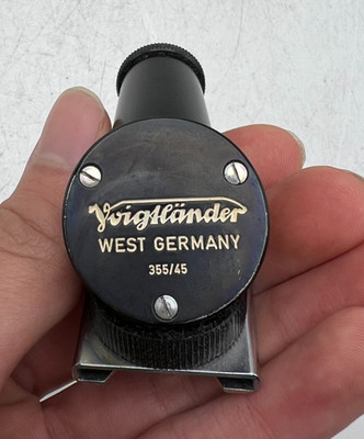 Voigtlander Camera 355/45 Right Angle Finder Attachment