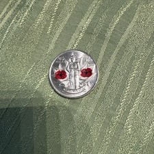 Canada 2010 Colour Poppy 25 Cents 25c Canadian Quarter WWII Commemorative Coin