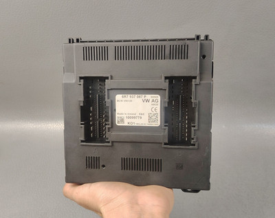 SKODA FABIA 5J 1.2 TSi CBZA BODY CONTROL MODULE BCM FUSE BOX 6R7937087P