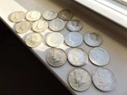 LOT OF 17, 1964, (50C) KENNEDY HALF DOLLAR COINS, 90% SILVER, 11 P MINT , 6 D MI