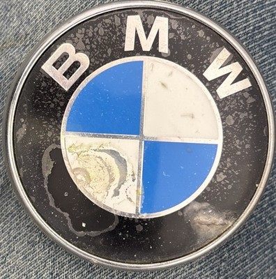 Org BMW Emblem Logo Zeichen Wappen Schriftzeug FL21913 Plackette 8240128 Hinter
