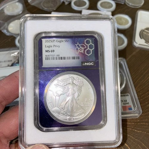 🦅🦅2025(P) Silver Eagle Eagle Privy NGC MS69 Purple Core ASE No Reserve🦅🦅