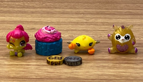 Hatchimals Colleggtibles Collection of 9 - GDJ-P-1359