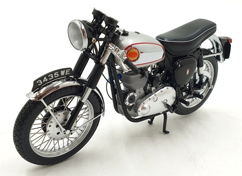 グンゼ ハイテックモデル 1/12 BSA DBD34 ゴールドスター［プラモデル］ Amazon | グンゼ ハイテックモデル 1/12 BSA DBD34 ゴールド