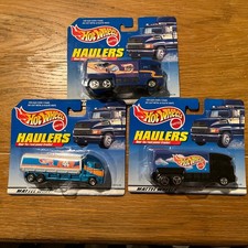 Set of 3 Hot Wheels 1998 Racing Haulers Semi Box Trucks 65743-96