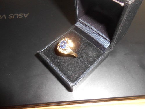 14ct Ladies Blue Ceylon Sapphire/Diamond cluster Ring....£2650 valuation... - Picture 2 of 5