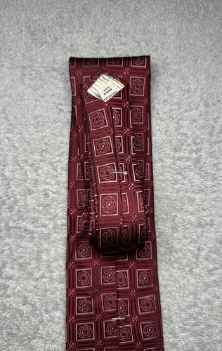 John W. Nordstrom Neckwear Men’s Silk Tie Red Geometric Squares 3.5” in - Picture 12 of 16