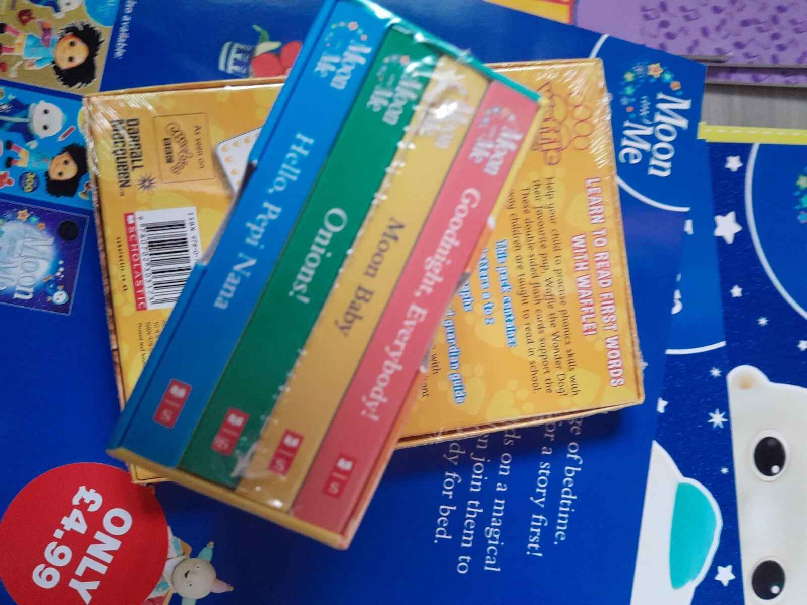 Wholesale Joblot Books Moon Baby Waffle Dog Mini Libary Flash Cards Rrp