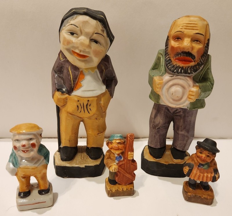  2 Vintage Grandparents / 3 Small Figurines Instruments Japan (Lot Of 5)