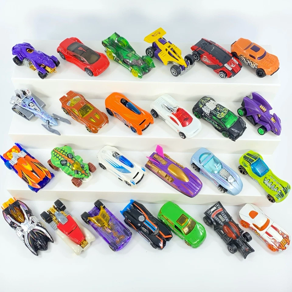 Lot of 25 Vintage Hot Wheels 1975-2013 Diecast Concept, Exotic Cars, Spider-Man - Image 4 of 4