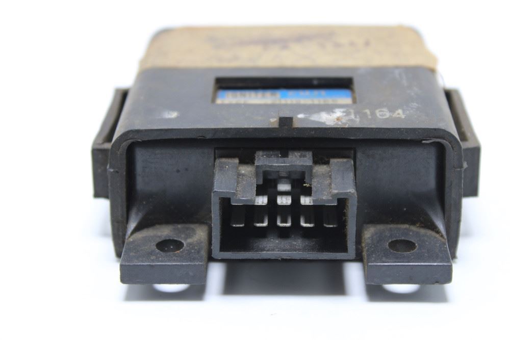 (junjun11191119様) 1985-97 Kawasaki ZX600R GPZ600 Ninja Igniter 21119-1160