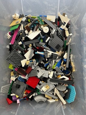 Lego 9lbs 9oz  Random Pieces Building Block Bulk Lot / Washed