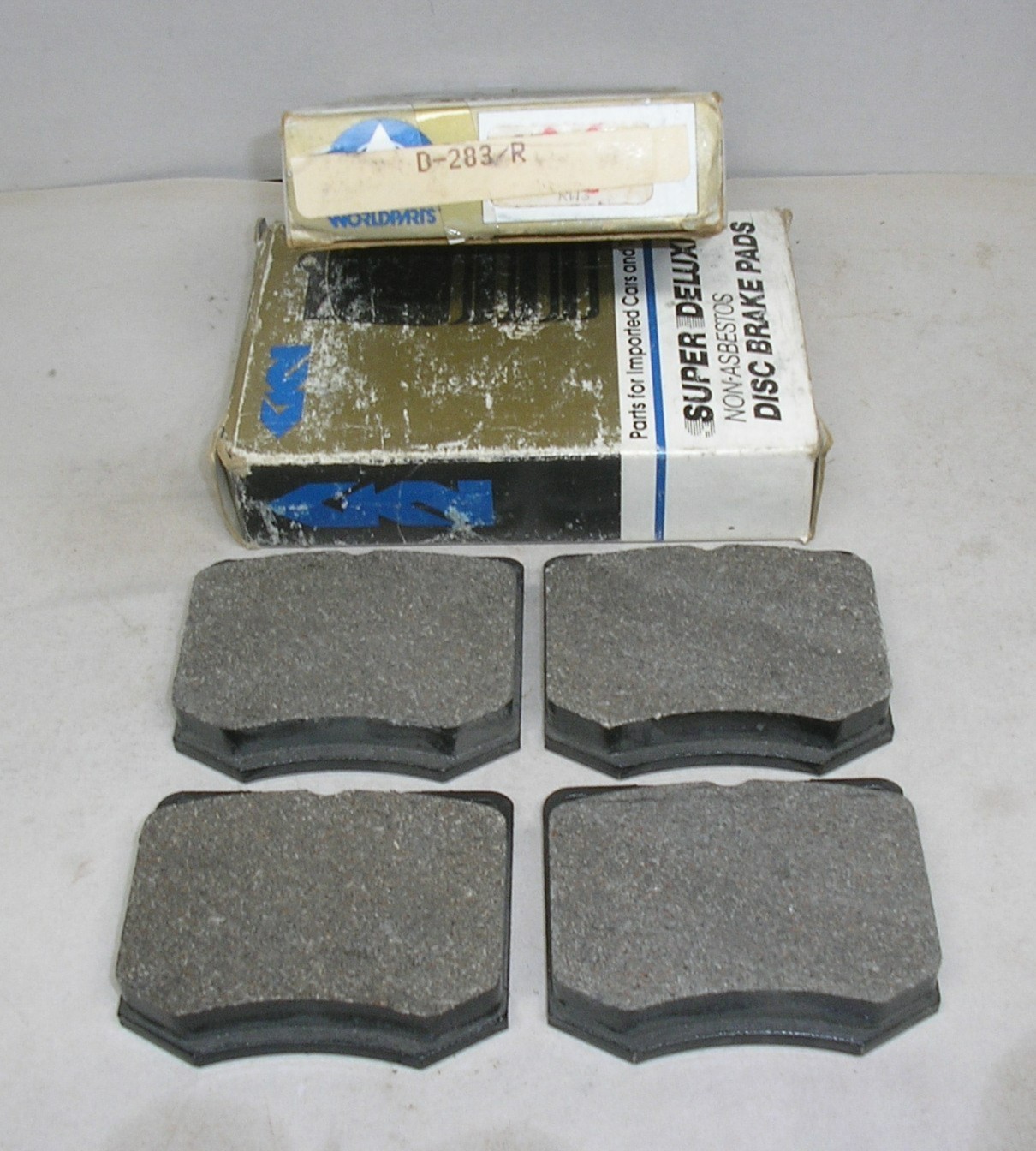 Rolls Royce Silver Shadow  front Brake Pads '66 - '73 N O S