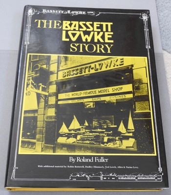 BASSETT LOWKE STORY history of WORLD FAMOUS MODEL company trains ships etc HB/DJ